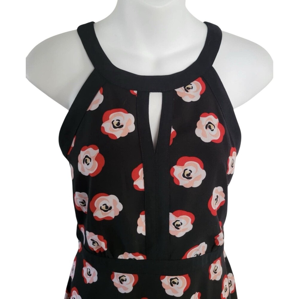 Flirty ELLE A-Line Keyhole Halter Style - Picture 2 of 11